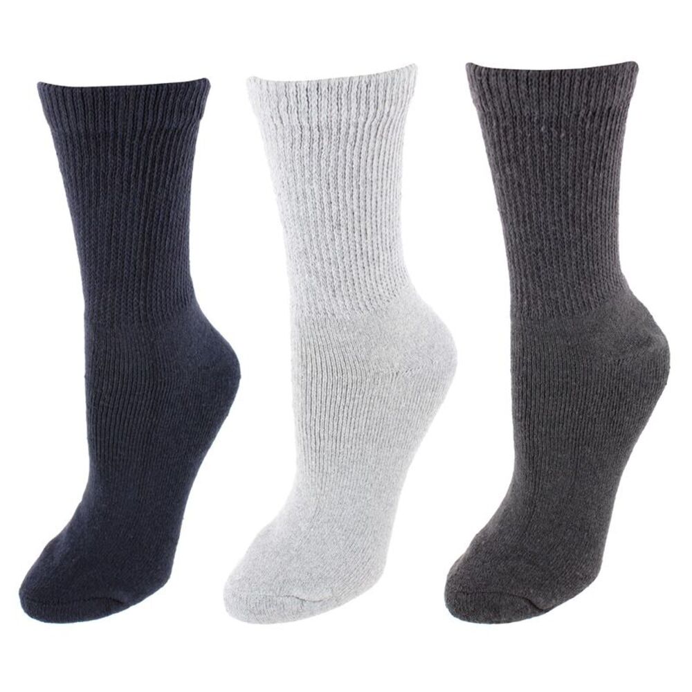 CTM Women's Assorted Colors Diabetic Crew Socks